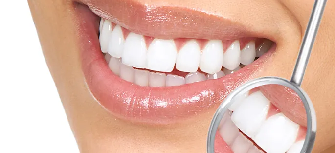 The Complete Guide to Teeth Whitening